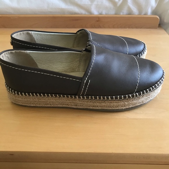 Espadrille Style Leather Shoe - Picture 2 of 6